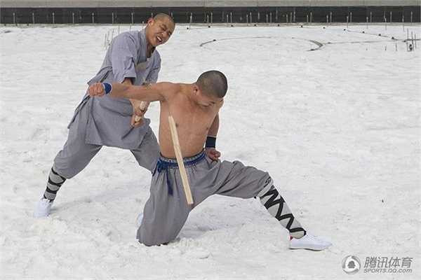 'Kim Chung Tráo' được cho là đứng thứ ba trong Thiếu Lâm tứ đại thần công. Tương truyền, môn võ công này được Đạt Ma sư tổ sáng tạo sau 'Đồng Tử Công'. 