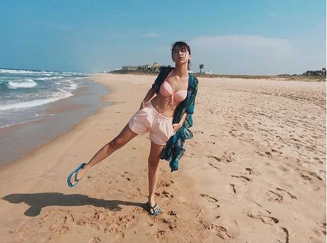 Cô nàng ghé thăm nhiều nơi ở khu vực miền Trung như Huế, Quảng Bình, Hội An, Đà Nẵng...