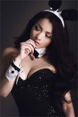 Ngoài ra, cô còn tham gia vào chương trình 'Tuyệt đỉnh tranh tài'. 