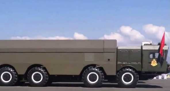 Dàn xe oai hùng ở lễ kỷ niệm 60 năm thành lập Hải quân Việt Nam