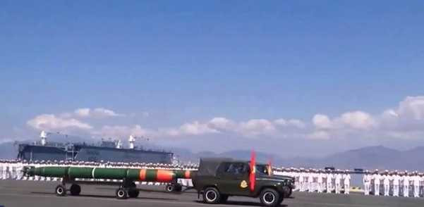 Dàn xe oai hùng ở lễ kỷ niệm 60 năm thành lập Hải quân Việt Nam