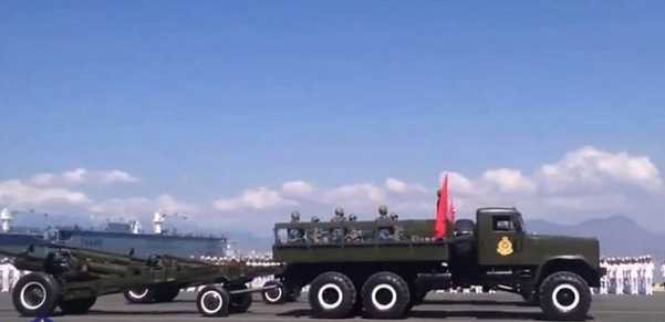 Dàn xe oai hùng ở lễ kỷ niệm 60 năm thành lập Hải quân Việt Nam