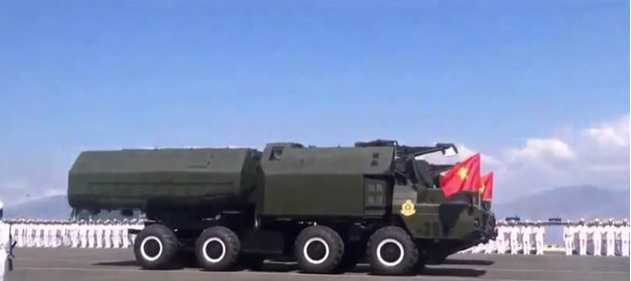 Dàn xe oai hùng ở lễ kỷ niệm 60 năm thành lập Hải quân Việt Nam