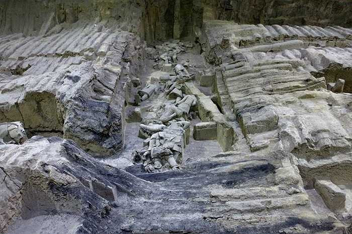 Những bức tượng này đã trở thành những hiện vật quý giá phục vụ công tác nghiên cứu về quân đội và nghệ thuật đúc tượng của thời nhà Tần. 