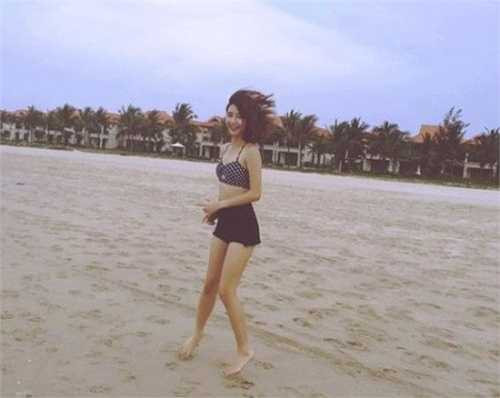 Loạt ảnh mới được hot girl đăng tải trên trang cá nhân thu hút hơn 40.000 lượt thích.