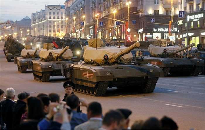Xe tăng T-14, loại hiện đại nhất của Nga vẫn chưa lộ diện hoàn toàn trong các buổi tập