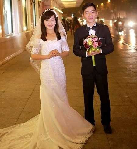 Mỗi tuần đi họp câu lạc bộ một lần, Tuấn Anh và Thu Hà có cơ hội gặp gỡ, giao lưu với nhau. Tháng 11/2013, Tuấn Anh lấy hết can đảm, tỏ tình Thu Hà tại buổi sinh nhật của các thành viên CLB . 