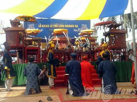 Hoàng Sa, khao lề, thế lính, Lý Sơn, dân binh, tri ân, công đức