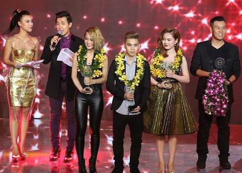 Giang Hồng Ngọc giành giải Vàng.