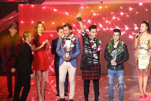 Issac đoạt giải Bạc. 