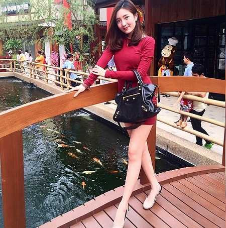 Xinh đẹp và nhiều tài lẻ, hot girl Thái Lan được người hâm mộ dành tặng cho danh hiệu 'Hot girl sữa rửa mặt' hay 'hot girl dầu gội đầu'.