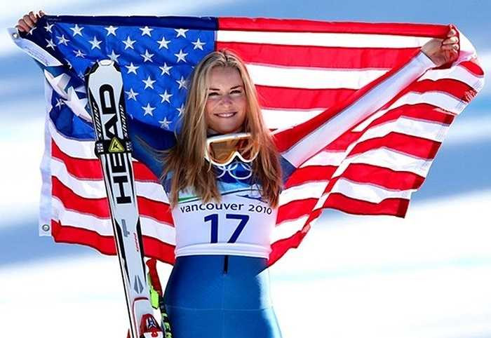 Cô cũng là VĐV trượt tuyết có hạng ở ĐT Mỹ tham dự các kỳ vô địch thế giới và Olympic