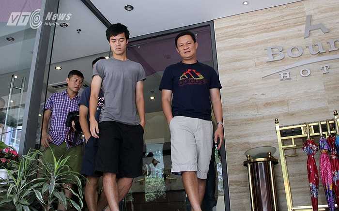 Tại khách sạn Bounty chỉ có nhóm cầu thủ của HAGL và trợ lý Nguyễn Quốc Tuấn.