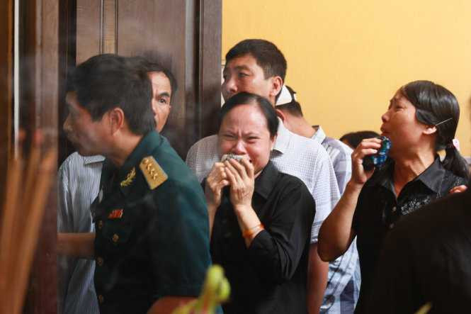 Nghẹn ngào đưa di cốt phi công Su-22 rơi ở Bình Thuận về quê nhà