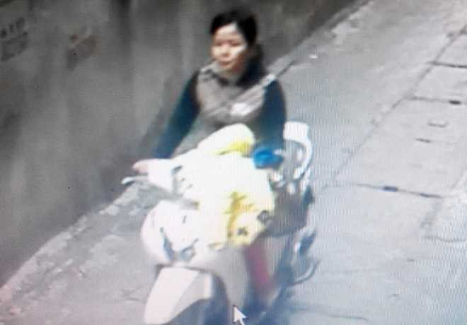 Nữ quái đi xe SH chuyên trộm tiền vàng trong đám cưới