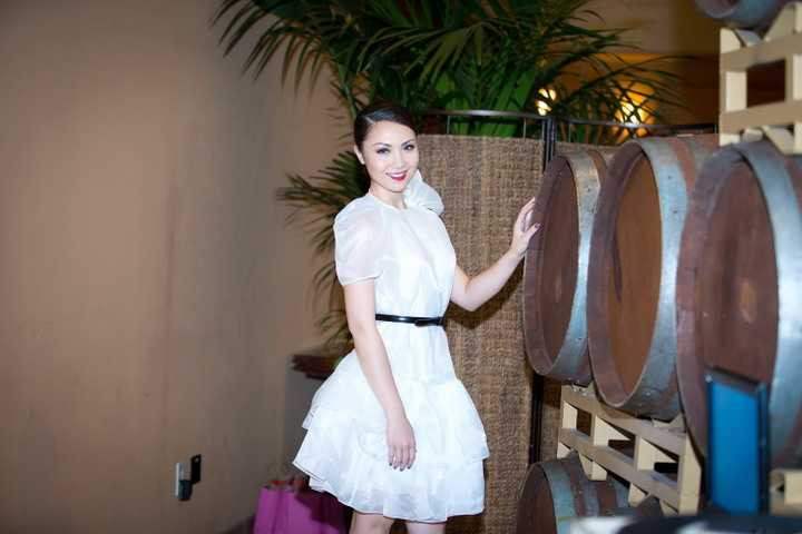 Là một cô gái 9x tài năng và đầy lòng nhân ái, Jennifer Chung luôn nỗ lực góp sức mình trong các hoạt động cộng đồng, cứu giúp những người nghèo, bệnh tật, cô khao khát mang đến một cuộc sống tốt đẹp hơn cho những mảnh đời kém may mắn, chính vì vậy các chương trình từ thiện luôn có sự có mặt của cô.