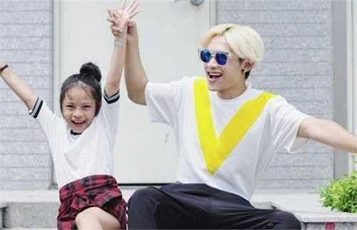 Dương Minh Tuấn - bé Sunny Dương là cặp đôi 'anh trai - em gái' gây sốt trên các trang mạng xã hội thời gian vừa qua.