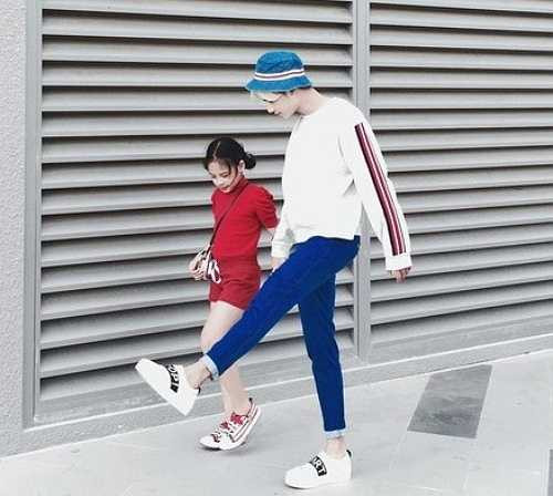 Dương Minh Tuấn từng chia sẻ: 'Gia đình và bản thân mình cực kì chiều chuộng cũng như yêu thương Sunny Dương. Bé học hành rất chăm chỉ, ngoan ngoãn, và vâng lời người lớn. Sunny Dương cũng rất yêu thích chụp hình'.