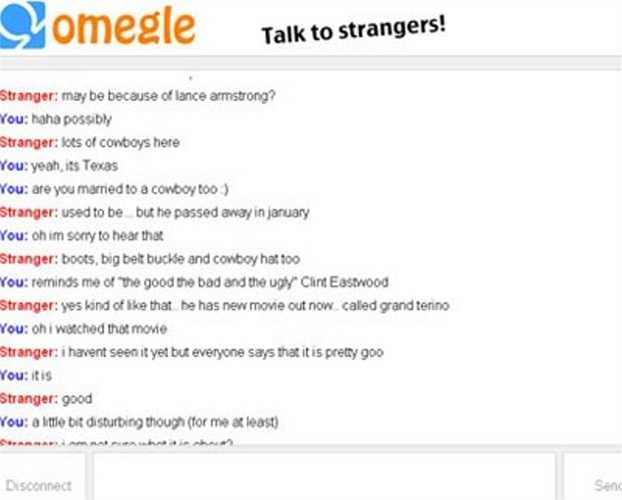 Phần mềm này được phát triển theo mô hình của Omegle trước đây cho phép những người lạ có thể chat với nhau và khá giống với Yahoo! Messenger ngày trước