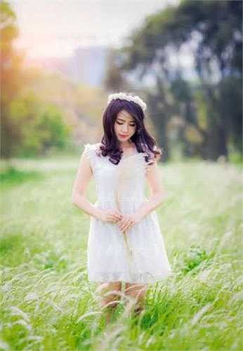 Quan niệm sống của cô bạn này: 'Sống đơn giản, lấy nụ cười làm căn bản'.