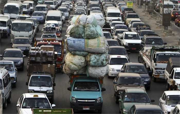 Sẽ là thảm họa tắc đường khi gặp phải một chiếc xe như thế này trên đường phố đông đúc