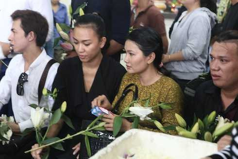 Kiều Trinh và Lan Trinh.