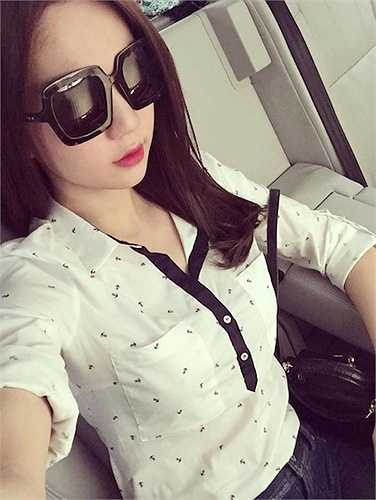 Thời gian vừa qua, cái tên Ngọc Trinh dường như có dấu hiệu giảm nhiệt.