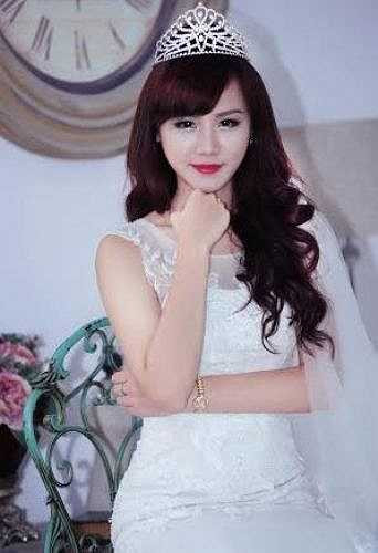 'Làm một biên tập viên đòi hỏi phải đọc nhiều và nhanh. Càng đọc nhiều, thì càng dễ phát hiện lỗi sai, mình sẽ cố gắng học hỏi thêm từ các anh chị khóa trên hay viết tin, bài và làm cộng tác cho các báo'.