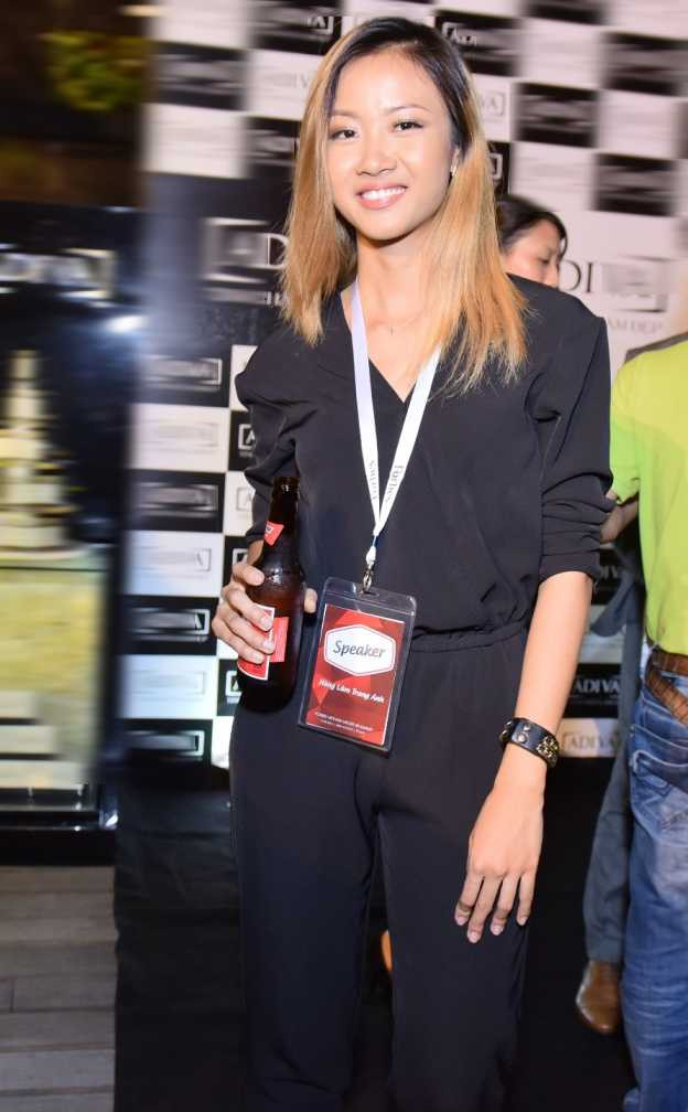 Về phía VIệt Nam, nhạc sĩ Phạm Toàn Thắng, Su Boi và người mẫu Hoàng Thùy được mời tham gia sự kiện. 