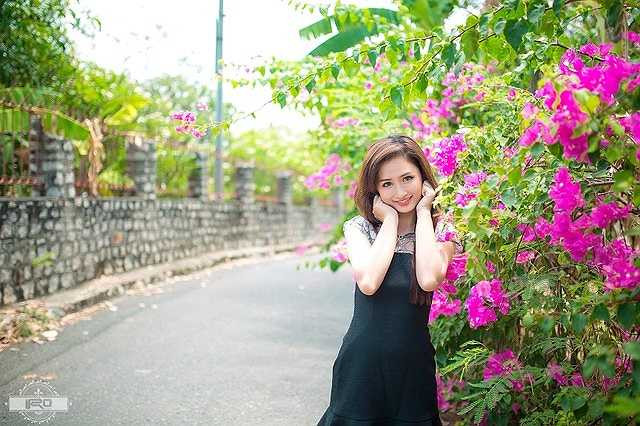 Chị Linh cũng cảm thấy may mắn khi dấu hiệu tuổi tác ít xuất hiện trên khuôn mặt