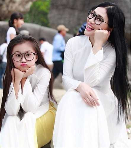 Hiện tại, chị Đinh Thu Hạnh đang làm giảng viên, kiêm PGĐ tại một Trung tâm đào tạo nhân lực có tiếng ở Hà Nội.