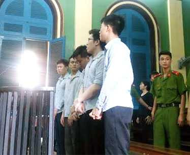 Băng nhóm 'ăn' linh kiện điện tử hãng Asus lãnh án