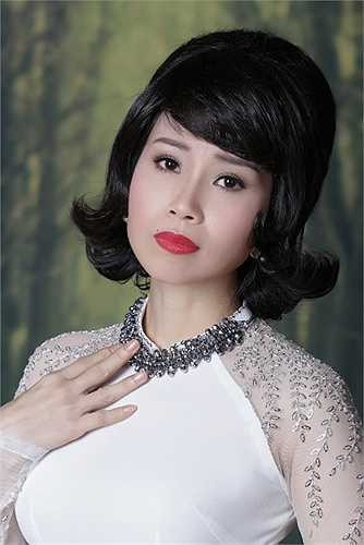 Chương trình còn có sự tham gia của: Quốc Đại, Vân Quang Long, bé Thiên Nhân cùng các thí sinh Giọng Hát Việt nhí. Dẫn chương trình là 2 diễn viên hài nổi tiếng Anh Vũ - Trường Giang. 