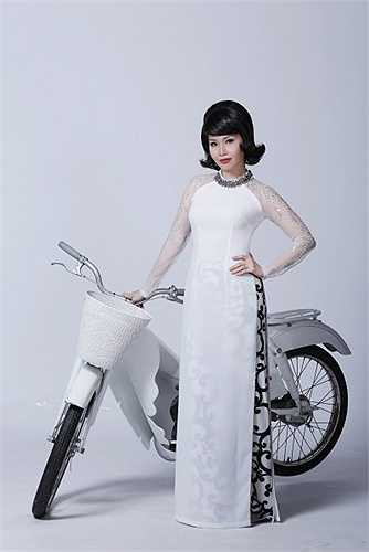 Điều này không có nghĩa là Tự tình quê hương sẽ không có gì mới mà yếu tố hấp dẫn được xây dựng từ trong tiêu chí chính của chương trình lần này. Cẩm Ly vẫn sẽ là một giọng hát có thể biến hoá trong nhiều thể loại, nhưng vẫn rất riêng theo cách của cô.