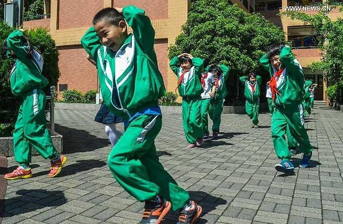 Một số em vẻ mặt hớn hở khi lần đầu tham dự khóa kỹ năng.