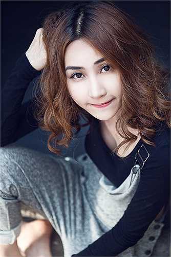 Tháng 6 tới, Ngân Khánh chính thức bước vào khóa học 2 năm về sản xuất phim điện ảnh tại quốc đảo sư tử Singapore