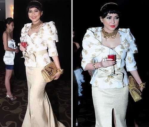 Cách phối áo cổ nhiều lớp với xắc tay, trang sức kim loại nặng nề của nữ diễn viên 45 tuổi.