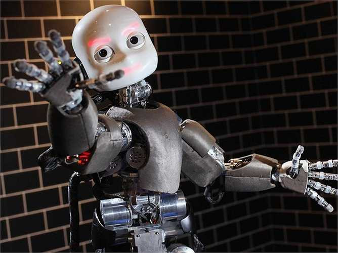 Luật sư: Robot có thể làm luật sư tốt hơn so với bất kỳ luật sư 'thật' hàng đầu nào khác. Nó được tạo ra trên cơ sở một thuật toán đã được dự đoán chính xác lên tới 70% các trường hợp tại Tòa án tối cao Hoa Kỳ.