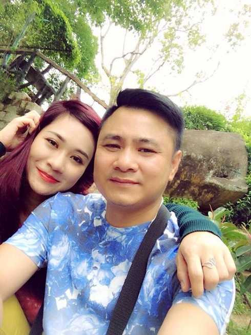 Thông tin Tự Long cưới vợ lần thứ hai khiến công chúng bất ngờ bởi anh giấu kín chuyện đổ vỡ ở cuộc hôn nhân trước cách đây hơn một năm.