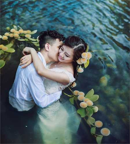 Văn Hải và Hải Anh gặp nhau trong một lần đi chơi cùng bạn bè. Sau 3 tháng yêu nhau, họ quyết định hôn nhân.