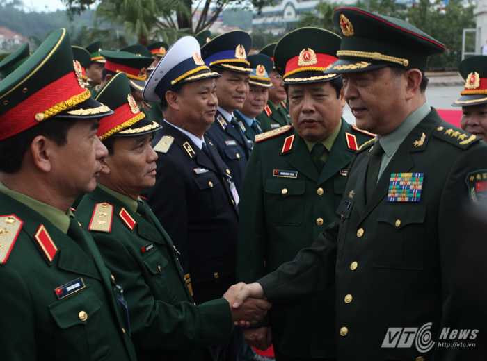 Thượng tướng Thường Vạn Toàn gặp gỡ đoàn đại biểu Quân đội nhân dân Việt Nam