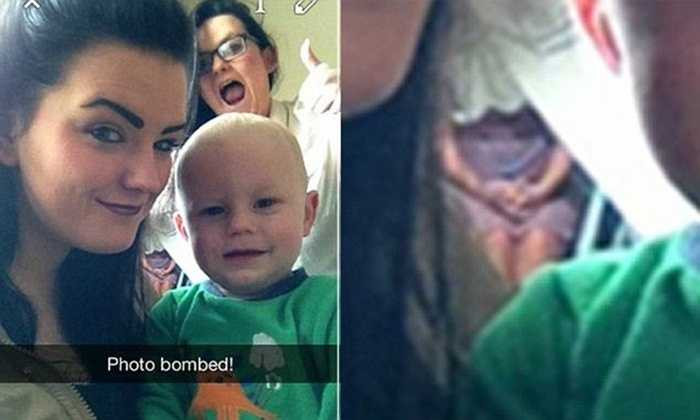 Đây sẽ là một bức ảnh gia đình hoàn hảo nếu như không có hình một người con gái mặc váy ngồi phía sau. Bức ảnh cũng được chụp qua ứng dụng Snapchat