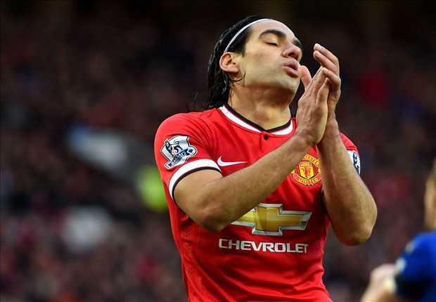 Khoác áo Man Utd, Falcao từ 'hổ hóa mèo'