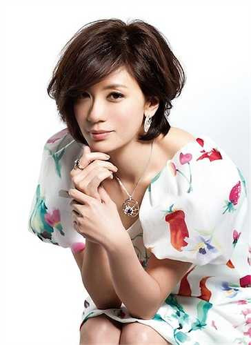 Sau cuộc chiến đòi quyền nuôi con dai dẳng, nàng 'Triệu Mẫn' Giả Tịnh Văn cũng giành được quyền nuôi con gái. 