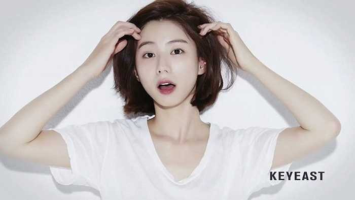 Dù kém tài tử 'Bản tình ca mùa đông' tới 13 tuổi nhưng đó không phải là rào cản để cô và Bae Yong Joon đến với nhau. 