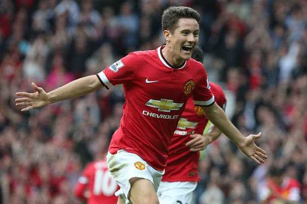 Trực tiếp Manchester United-Arsenal: Tyler Blackett phản lưới, Arsenal gỡ hòa