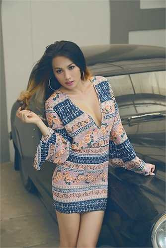 Nếu Hiếu Nguyễn vào vai Hoàng, một tay ăn chơi sành sỏi thì anh chàng sinh viên Nam do Trần Tuấn Lương thủ vai lại có mối tình sinh viên rất sâu đậm với Thư. 