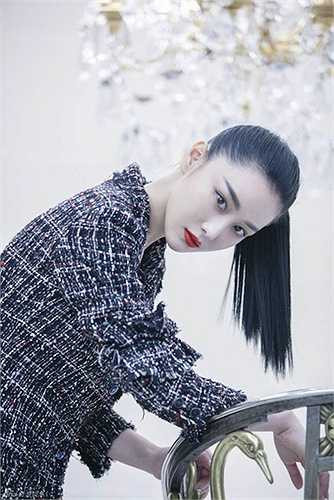 Năm 2014 – 2015, cô đã kịp tham gia nhiều bộ phim truyền hình đình đám như Võ Mỵ Nương truyền kỳ, Tân Thần điêu đại hiệp, Tân Thiên long bát bộ, Tân Lộc đỉnh ký… 