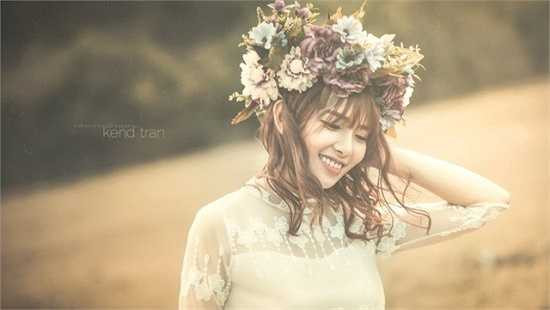 Khi được nhiều người mến mộ, Khánh Vy khiêm tốn cho rằng bản thân cô phải nỗ lực nhiều hơn nữa để đi đến những thành công tiếp theo.