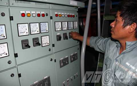 tàu cá, vỏ thép, ngư dân, Quảng Ngãi, bàn giao, vươn khơi